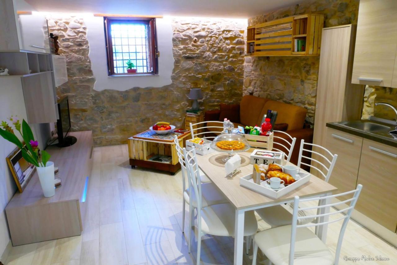 B&B Al Teatro Romano 贝内文托 外观 照片