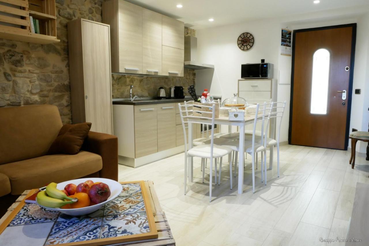 B&B Al Teatro Romano 贝内文托 外观 照片